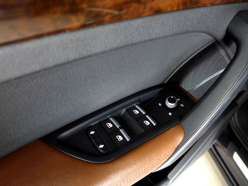 Used 2019 Audi Q5 2.0T Premium Plus w/ Premium Plus Package image 69