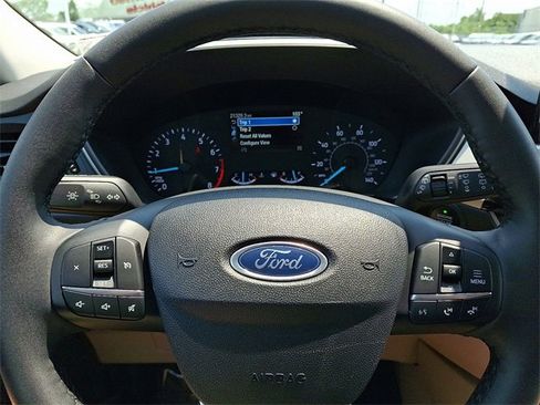 Certified 2022 Ford Escape SE w/ Convenience Package image 18