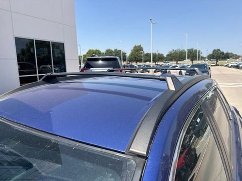 Used 2022 Toyota Corolla Cross XLE FWD image 6