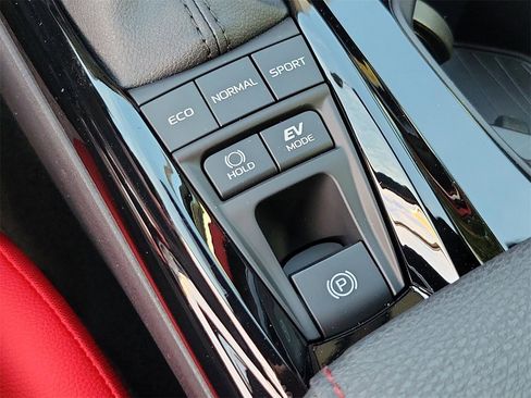 Used 2026 Toyota Camry XSE image 28