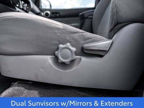 Used 2015 Toyota Tacoma 2WD Access Cab w/ SR5 Package image 18