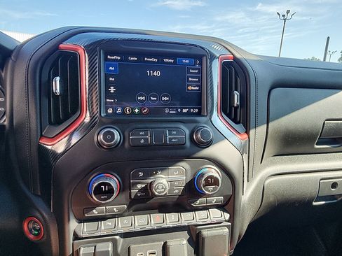 Used 2021 Chevrolet Silverado 1500 LT Trail Boss w/ Convenience Package II AWD/4WD image 14