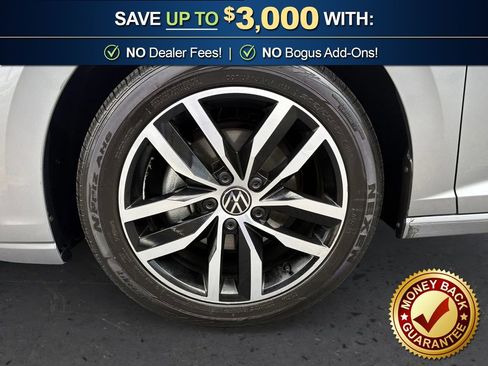Used 2025 Volkswagen Jetta SE image 13