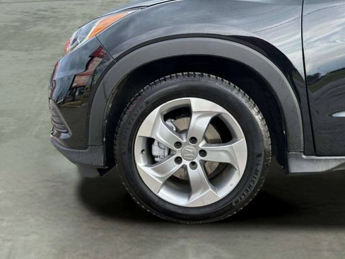 Used 2019 Honda HR-V LX image 33