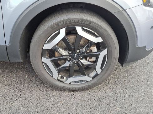 Used 2023 Kia Telluride EX image 8