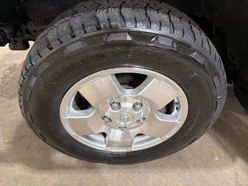 Used 2012 Toyota Tundra 4x4 CrewMax w/ TRD Off-Road Pkg image 27