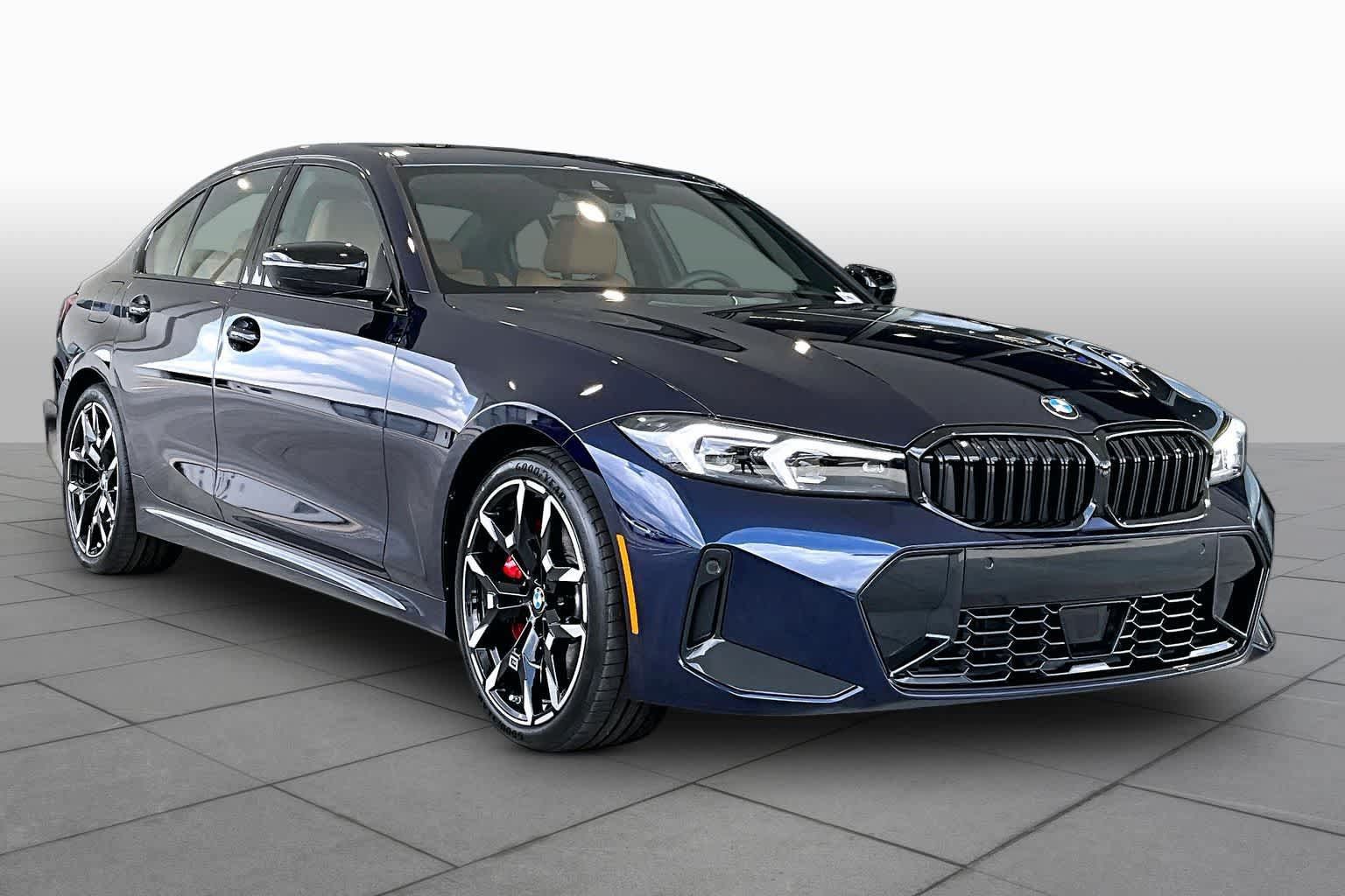 New 2026 BMW 330i Sedan w/ M Sport Package RWD image 2