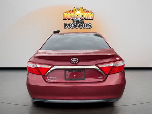 Used 2017 Toyota Camry SE image 8