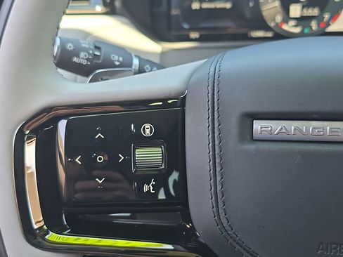 Used 2026 Land Rover Range Rover Velar S image 17