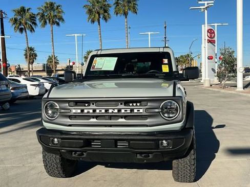 Used 2022 Ford Bronco Big Bend image 2