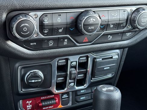 New 2025 Jeep Wrangler Willys image 23