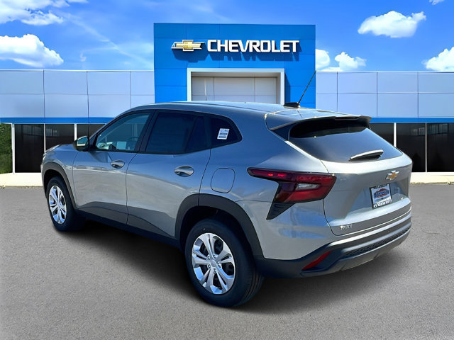 New 2026 Chevrolet Trax LS w/ Driver Confidence Package FWD image 6