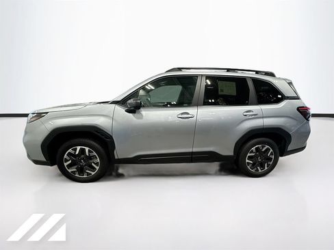 Used 2026 Subaru Forester Premium AWD/4WD image 6