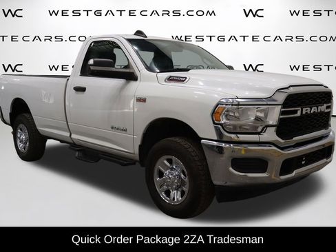 Used 2020 RAM 2500 Tradesman w/ Chrome Appearance Group image 2