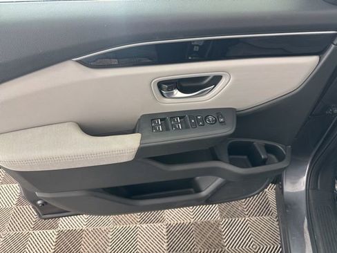 Used 2023 Honda Pilot LX image 22