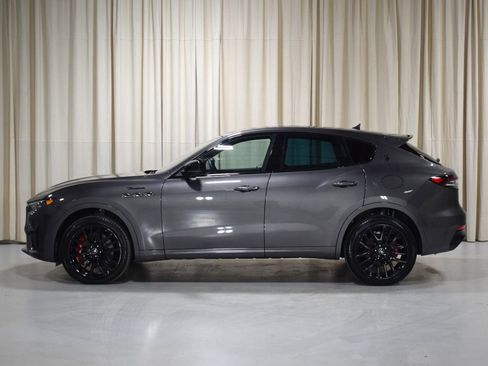 Used 2022 Maserati Levante Modena image 4