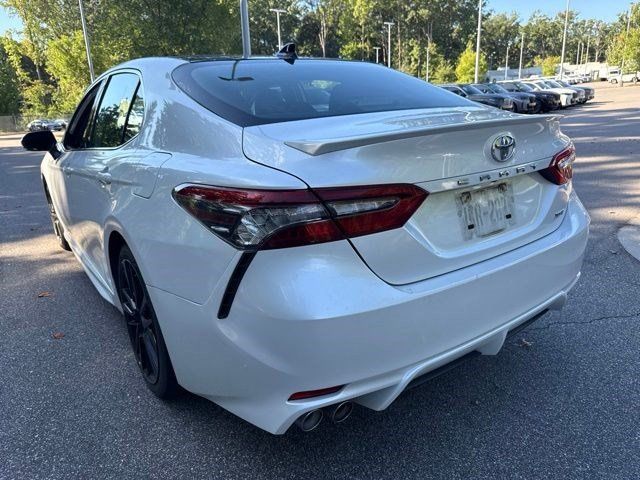 Used 2021 Toyota Camry XSE FWD image 7