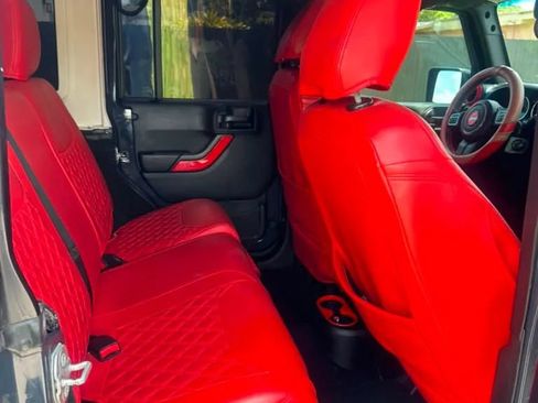 Used 2017 Jeep Wrangler Unlimited Sport w/ Quick Order Package 24S AWD/4WD image 11