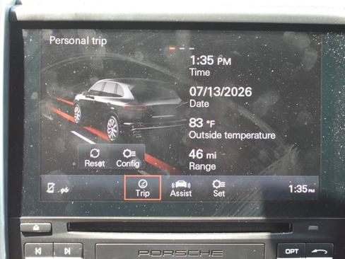 Used 2017 Porsche Cayenne Platinum Edition AWD/4WD image 29
