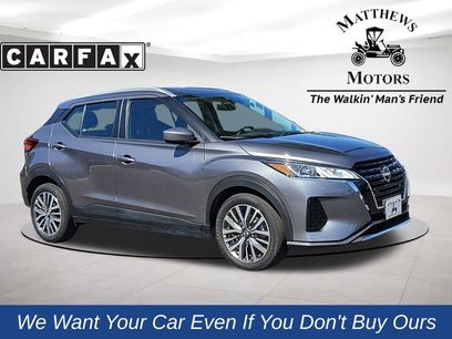 Used 2024 Nissan Kicks SV