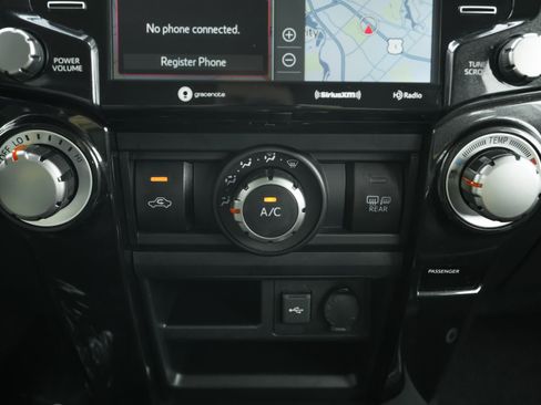 Used 2024 Toyota 4Runner TRD Off-Road Premium image 13