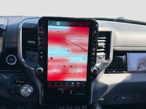 New 2026 RAM 1500 Laramie AWD/4WD image 16