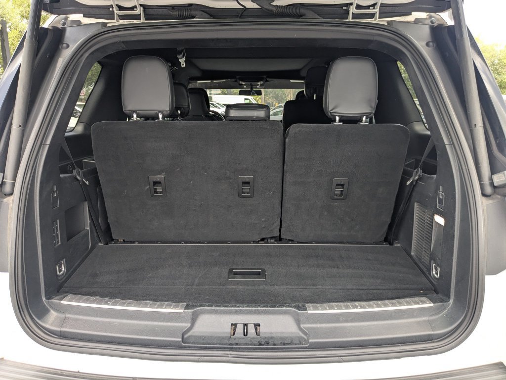 Used 2020 Lincoln Navigator Reserve w/ Equipment Group 208A Reserve AWD/4WD image 31