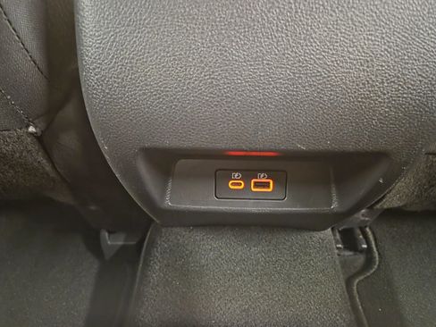 Used 2025 Nissan Altima 2.5 SV FWD image 33