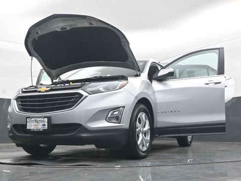 Used 2019 Chevrolet Equinox LT w/ Sun & Navigation Package FWD image 44