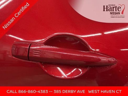 Certified 2022 Nissan Pathfinder SL image 11