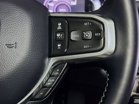 Used 2024 RAM 1500 Limited image 31