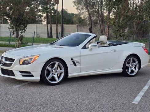 Used 2013 Mercedes-Benz SL 550 SL 550 image 32