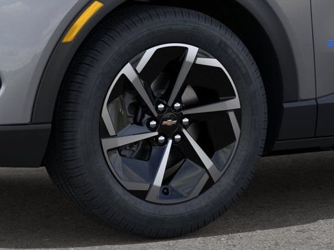 New 2026 Chevrolet Equinox EV LT FWD image 9
