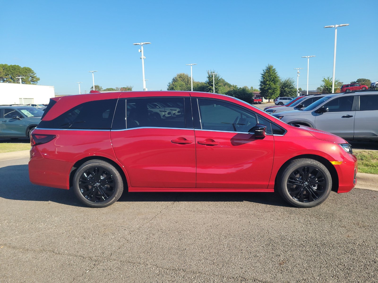 New 2027 Honda Odyssey Sport-L image 2