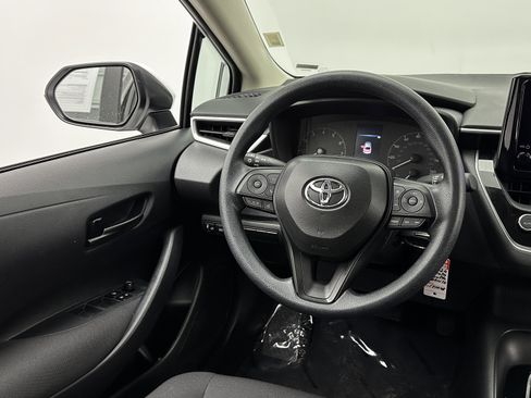Used 2024 Toyota Corolla LE image 23