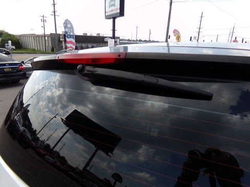 Used 2015 smart fortwo passion image 23