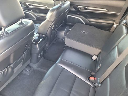 Used 2024 Kia Telluride LX image 8