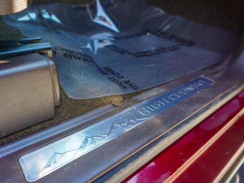 Used 2014 Chevrolet Silverado 1500 High Country AWD/4WD image 21