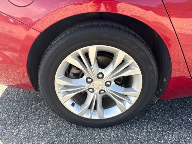 Used 2014 Chevrolet Impala LT w/ Convenience Package FWD image 13