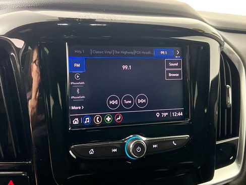 Used 2023 Chevrolet Traverse LT FWD image 27