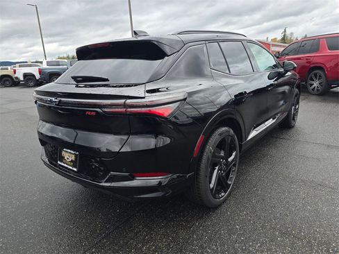 New 2026 Chevrolet Equinox EV RS image 4