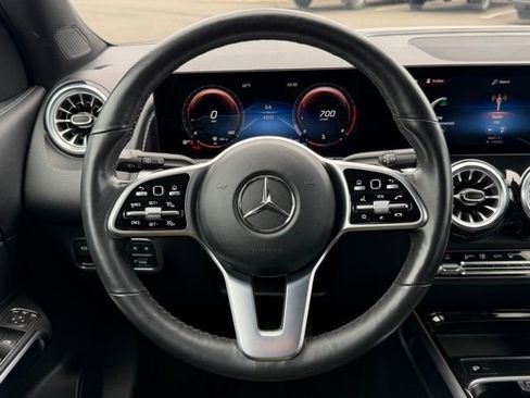 Certified 2022 Mercedes-Benz GLB 250 4MATIC image 12