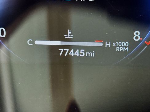 Used 2023 Toyota Highlander Limited FWD image 36
