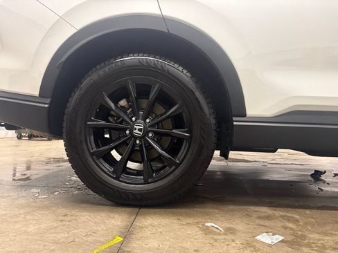 Used 2025 Honda CR-V Sport image 26