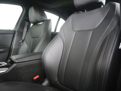 Used 2023 BMW 330i Sedan w/ Premium Package image 5