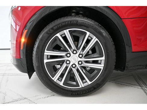 Certified 2024 Cadillac Lyriq Luxury AWD/4WD image 25