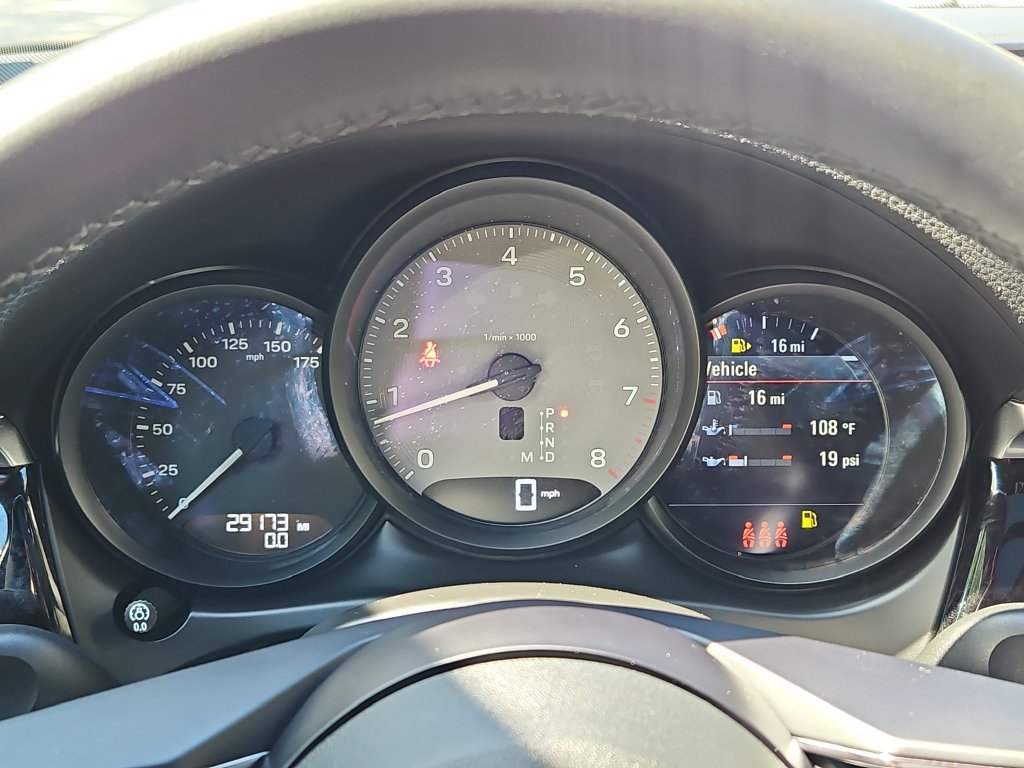 Certified 2024 Porsche Macan S AWD/4WD image 35