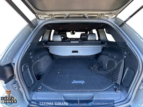 Used 2020 Jeep Grand Cherokee Altitude AWD/4WD image 19