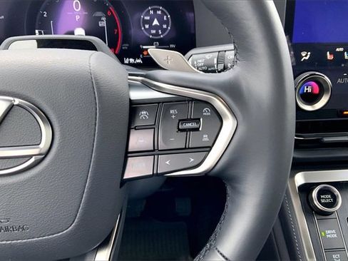 Certified 2025 Lexus GX 550 image 15