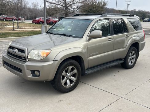 Used 2006 Toyota 4Runner Limited image 5